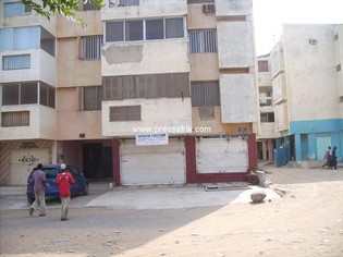 Des échoppes et magasins fermés c'est le décor que s'offre Dakar au lendemain des fêtes