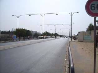 Même les routes ne sont pas en reste. Elles sont quasiment vides