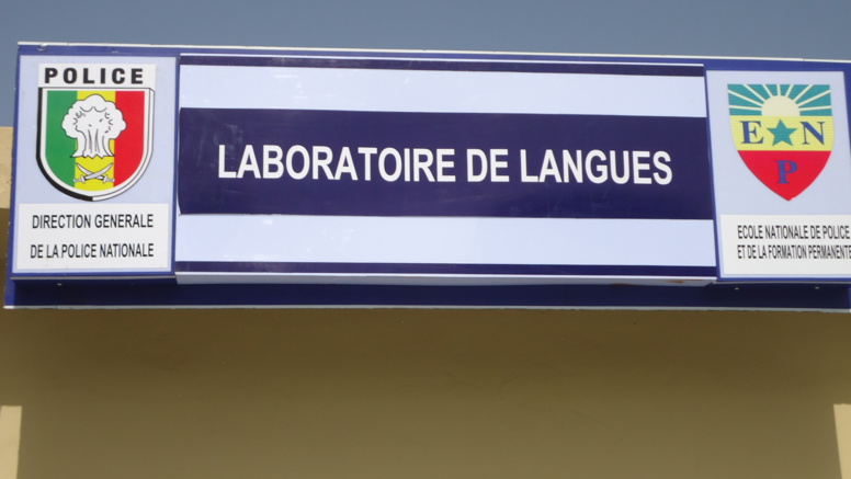 57ème fête de l'Indépendance: Abdoulaye Daouda Diallo distingue les nominés 57ème fête de l'Indépendance: Abdoulaye Daouda Diallo distingue les nominés