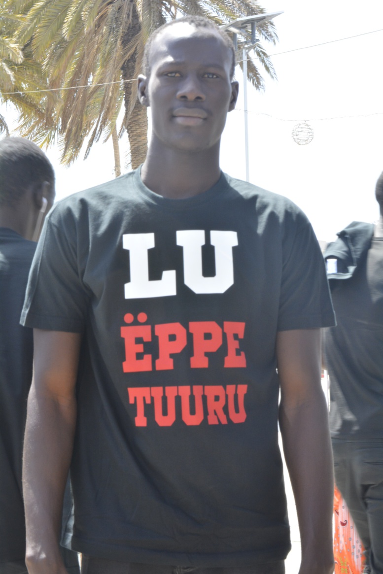 "Y’en a marre" à Obélisque: les premières images du rassemblement - Pas encore la grande affluence "Y’en a marre" à Obélisque: les premières images du rassemblement - Pas encore la grande affluence