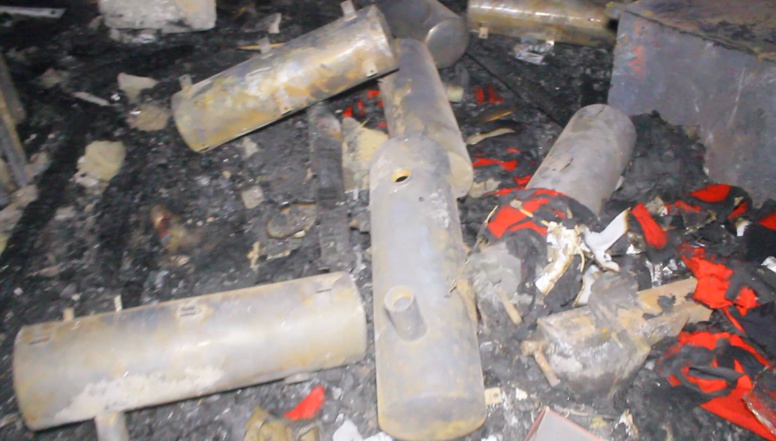 PHOTOS - Incendie à Saly: Un atelier de location Buggy et Squad part en fumée