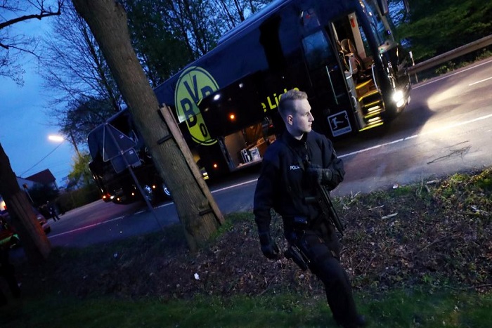 Report de Dortmund-Monaco après des explosions près du bus du Borussia