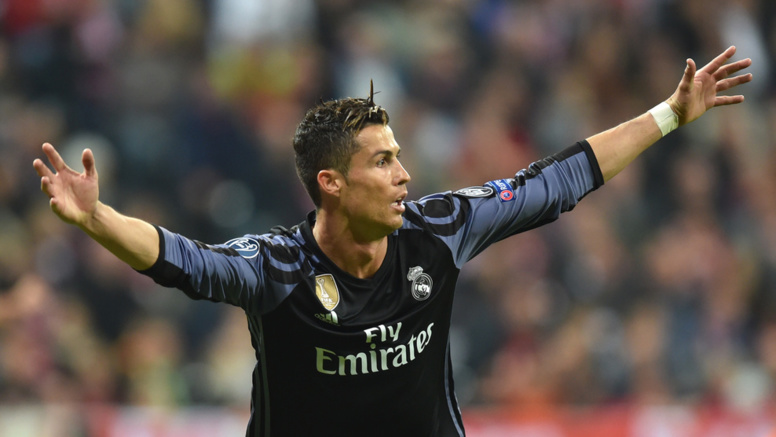 Ronaldo atteint les 100 buts européens Ronaldo atteint les 100 buts européens