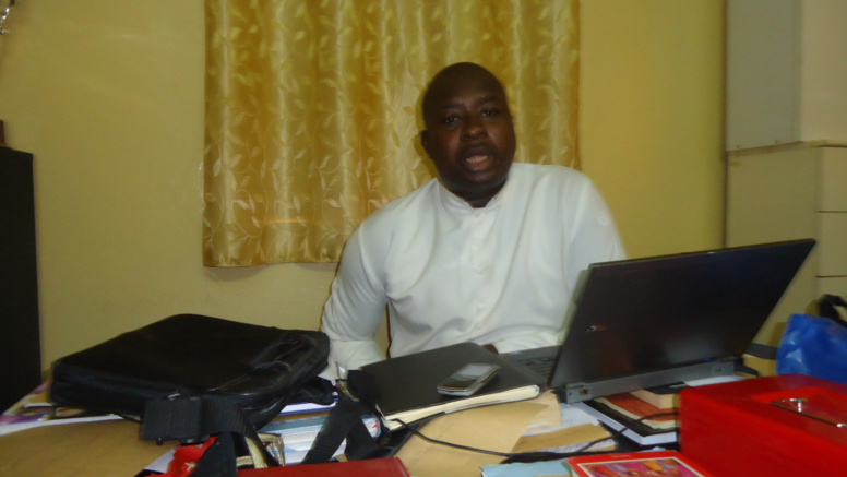 Abbé Alphonse William Ndour: "Ce qu'est le Triduum pascal" Abbé Alphonse William Ndour: "Ce qu'est le Triduum pascal"