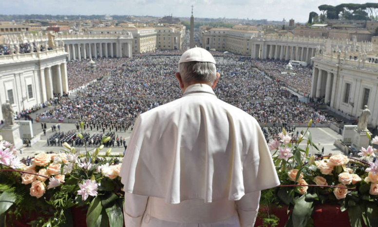 Le pape implore Dieu pour la paix en Syrie et dans le monde Le pape implore Dieu pour la paix en Syrie et dans le monde