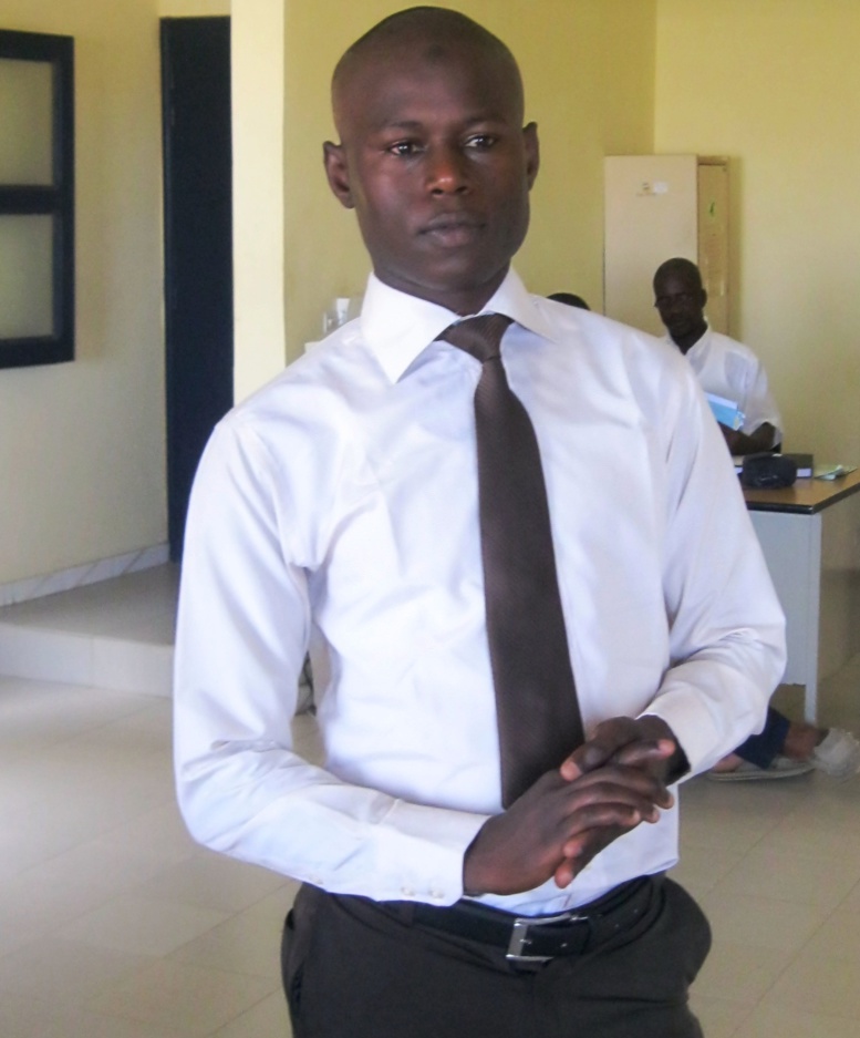 L’exploitation du pétrole à St-Louis …un danger éventuel pour la pêche L’exploitation du pétrole à St-Louis …un danger éventuel pour la pêche