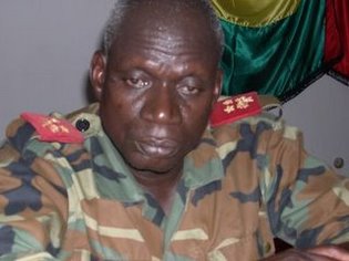 le général Tagmé Na Waié chef d'état major de l'armée bissau-guinéenne (photo: didinho.org)