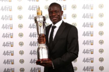 N'Golo Kanté élu joueur de l'année par ses pairs après la première saison brillante à Chelsea