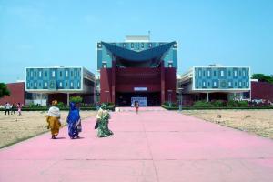 Bibliothèque Ucad (Photo:ferloo.com)