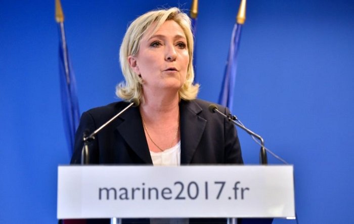 Marine Le Pen : les étudiants africains devront rentrer après leurs formation