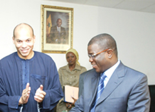 Karim wade et Abdoulaye Baldé (Photo:aps.sn)