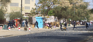 Sénégal - riposte grève des enseignants : les élèves chauffent la capitale