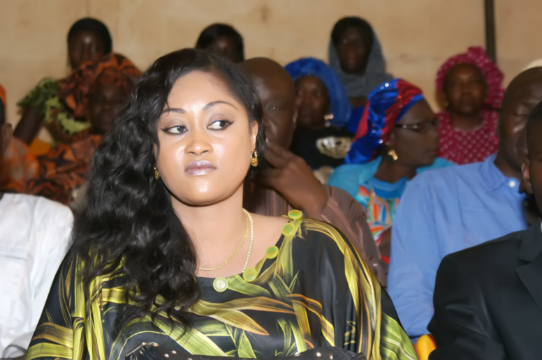 Ralliement au Grand parti : Sokhna Ndèye Mbacké claque la porte de l’Apr et flingue le président Macky Sall Ralliement au Grand parti : Sokhna Ndèye Mbacké claque la porte de l’Apr et flingue le président Macky Sall