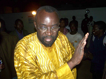 Sénégal - déchu, Moustapha Cissé Lo menace: "je prends toutes les dispositions pour faire face au pouvoir et retirer mon mandat"