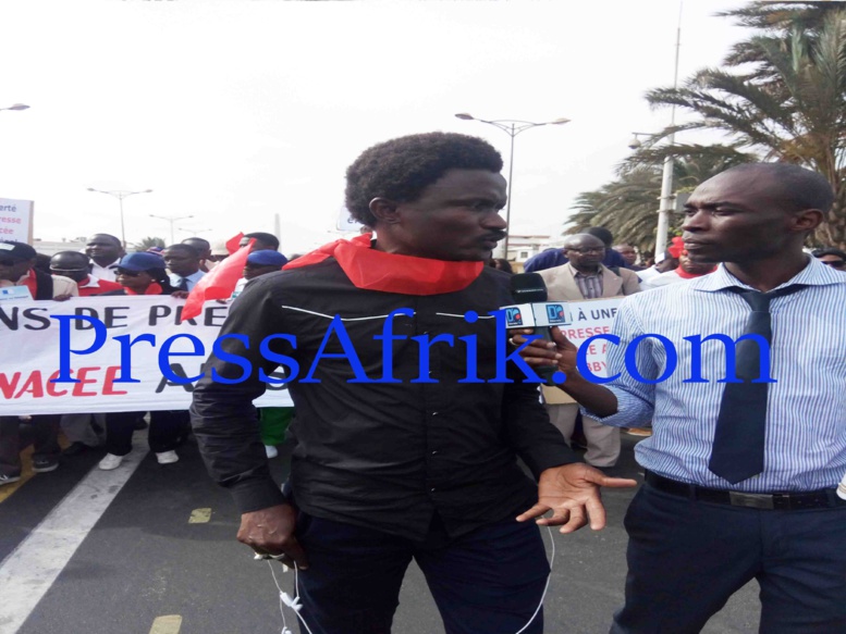 Revivez sur PressAfrik la grande marche de la presse Sénégalaise en Images et video Revivez sur PressAfrik la grande marche de la presse Sénégalaise en Images et video