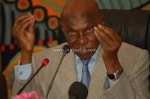 Sénégal - appel à la France et à l'UE: Wade donne des gages sur le fichier électoral