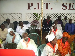 Sénégal - hommage à Sémou Pathé Gueye: l'émotion remporte sur les témoignages