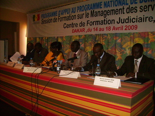 Directeur du CFJ Abdoulaye Ndiaye (deuxième à partir de la droite)