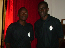 De droite à gauche :  Diamil Faye PDG Jappo et Souleymane Kane chargé de publication