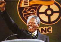 L'ancien leader de l'ANC et ex-chef d'Etat d'Afrique du Sud, Nelson Mandela (photo: antbear.de)