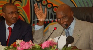 Remaniement gouvernemental : Le Premier ministre quitte malgré sa reconduction par Wade