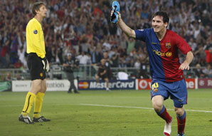 La chaussure de Lionel Messi, buteur, vaut certainement de l'or (photo: Reuters)