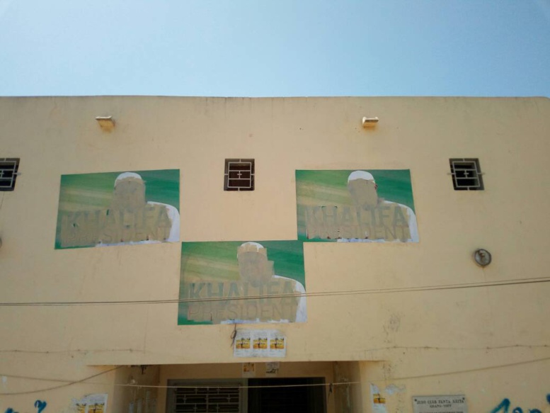 Grand-Yoff: des malfaiteurs dégradent les murs, les bâches et le portail de la permanence Pape Babacar Mbaye Grand-Yoff: des malfaiteurs dégradent les murs, les bâches et le portail de la permanence Pape Babacar Mbaye