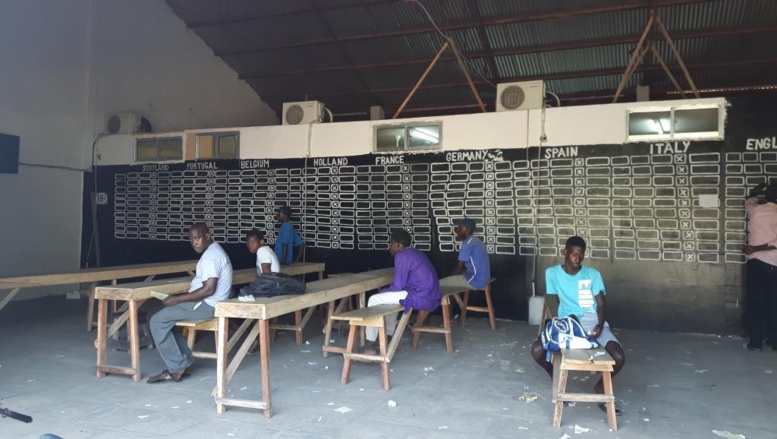 Gambie: les jeux d'argent font leur grand retour après deux ans d'interdiction