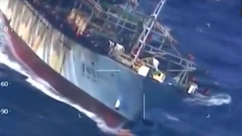 La marine sénégalaise arraisonne 7 navires de pêche chinois