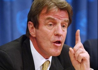 Kouchner annonce la reforme de la politique étrangère de la France