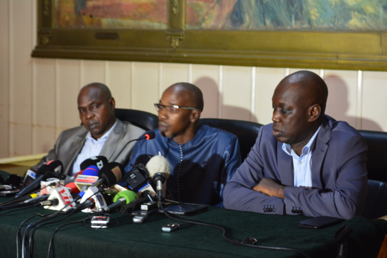 Me Demba Ciré Bathily: "Comme tout détenu, Khalifa Sall a le droit de participer au scrutin" Me Demba Ciré Bathily: "Comme tout détenu, Khalifa Sall a le droit de participer au scrutin"