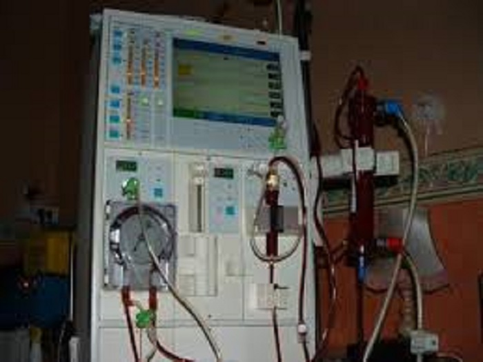 Hôpital Aristide Le Dantec: après la radiothérapie, 3 machines de dialyse en panne