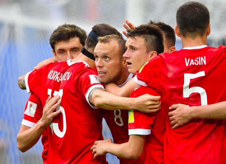 Russie: Glushakov marque le 1er but de cette Coupe des Confédérations 2017 Russie: Glushakov marque le 1er but de cette Coupe des Confédérations 2017