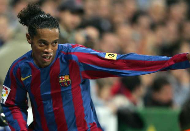 Ronaldinho fait l'éloge de Zidane : "Tu es l'un des meilleurs joueurs de tous les temps"