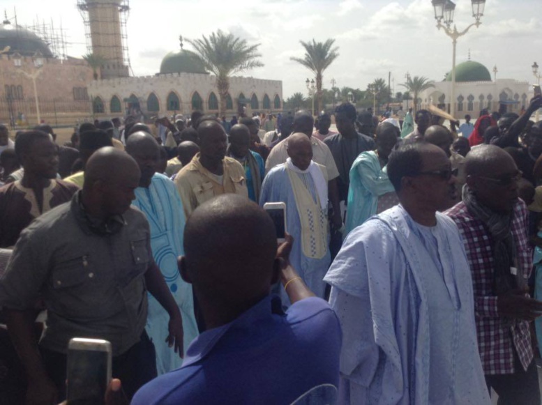 Wade, de Touba à Pire : Un périple aux allures de dernier "pèlerinage..." Wade, de Touba à Pire : Un périple aux allures de dernier "pèlerinage..."