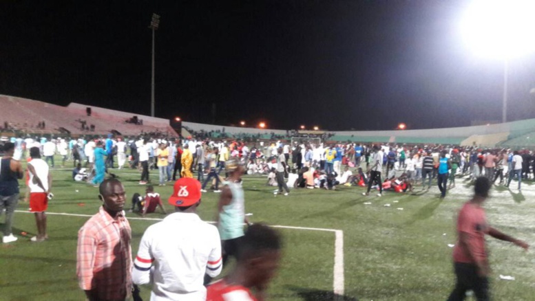 Tragédie au stade Demba Diop:Macky Sall veut une enquête accélérée Tragédie au stade Demba Diop:Macky Sall veut une enquête accélérée