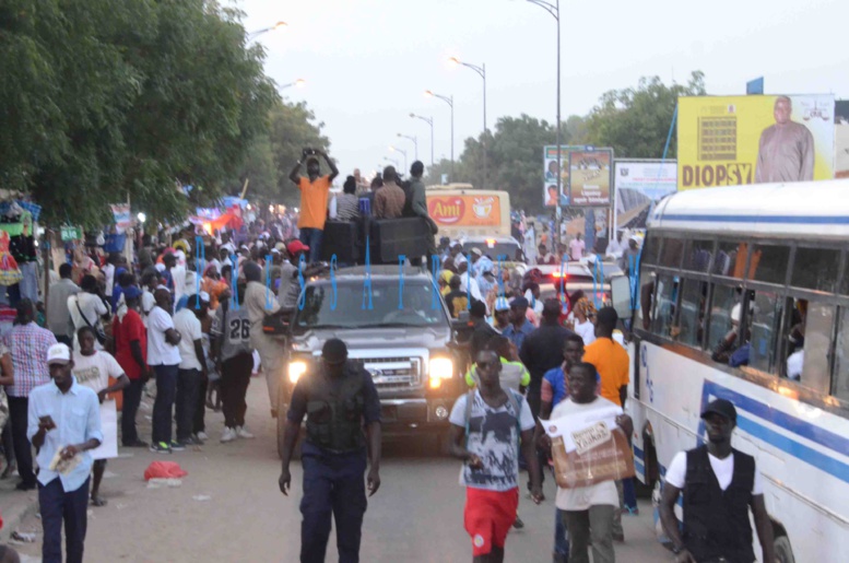 Législatives 2017 : BBY mobilise aux Hlm et à Scat Urbam (Images et videos) Législatives 2017 : BBY mobilise aux Hlm et à Scat Urbam (Images et videos)