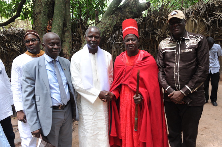 Législatives 2017: Le Pm rend visite au roi d'Oussouye Législatives 2017: Le Pm rend visite au roi d'Oussouye