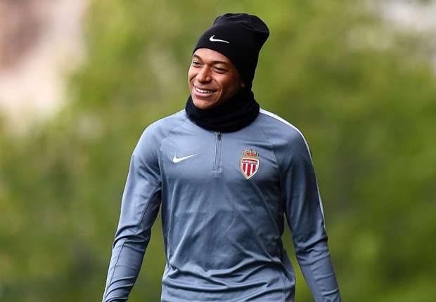 Monaco prêt à vendre Mbappé pour 180M€