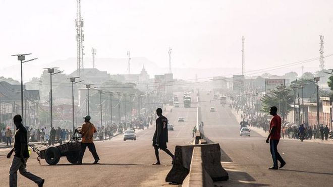 Retour au calme à Kinshasa après une matinée tendue