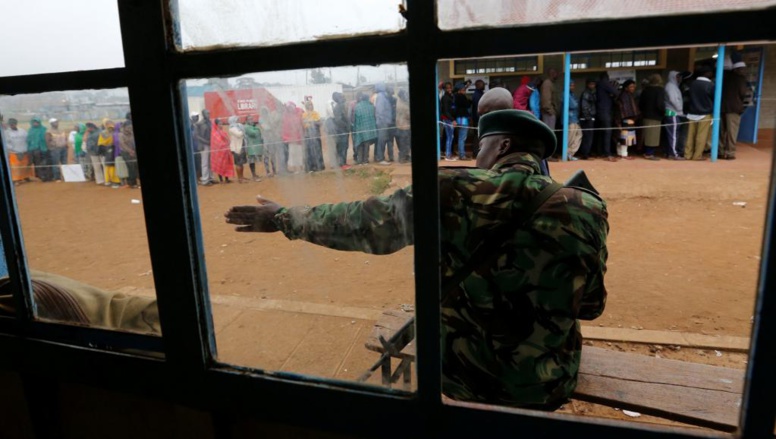 Elections au Kenya: une journée de vote sous haute tension Elections au Kenya: une journée de vote sous haute tension