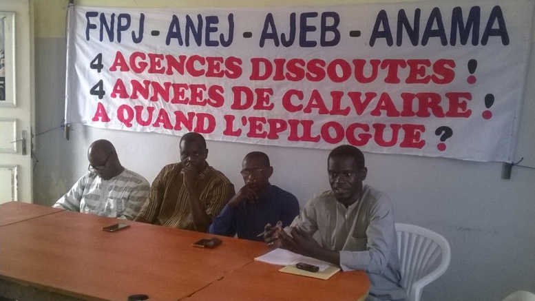 Le Collectif des 4 agences dissoutes met en demeure l'Etat: "il a 15 jours pour réagir" Le Collectif des 4 agences dissoutes met en demeure l'Etat: "il a 15 jours pour réagir"