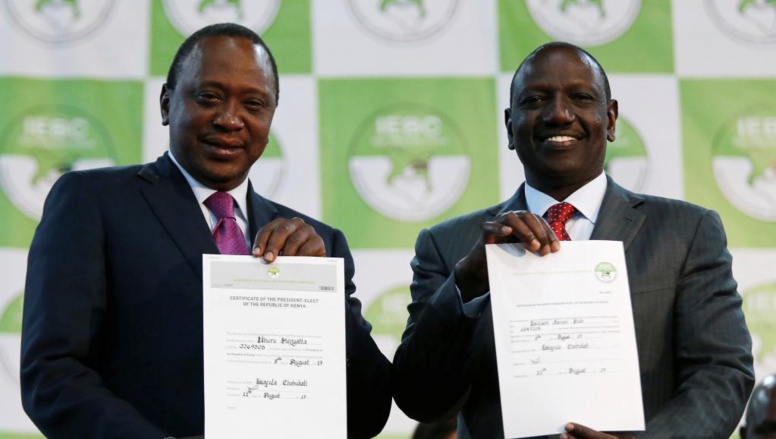 Kenya: la commission électorale proclame la réélection d'Uhuru Kenyatta Kenya: la commission électorale proclame la réélection d'Uhuru Kenyatta