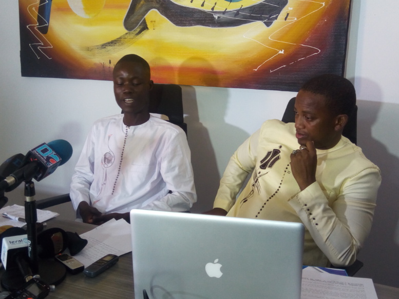 Les avocats de Manko attaquent les 7 sages : "Il sont coupables du crime de forfaiture et nous allons les..." Les avocats de Manko attaquent les 7 sages : "Il sont coupables du crime de forfaiture et nous allons les..."