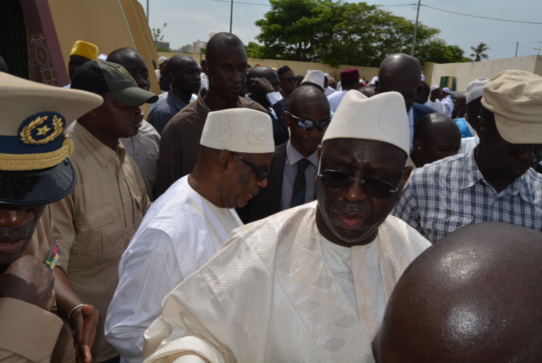 Vidéo-Levée du corps de Aliou Sow : les adieux de la sous-régions au fondateur de la CSE Vidéo-Levée du corps de Aliou Sow : les adieux de la sous-régions au fondateur de la CSE