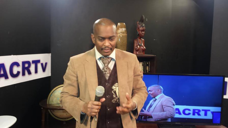 Déportation d'Assane Diouf confirmée : Le journaliste Baba Aidara annonce sa démission de la Rfm Déportation d'Assane Diouf confirmée : Le journaliste Baba Aidara annonce sa démission de la Rfm