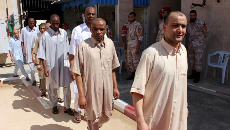 Libye: une centaine d'ex-soldats de l'ère Kadhafi libérés à Misrata Libye: une centaine d'ex-soldats de l'ère Kadhafi libérés à Misrata