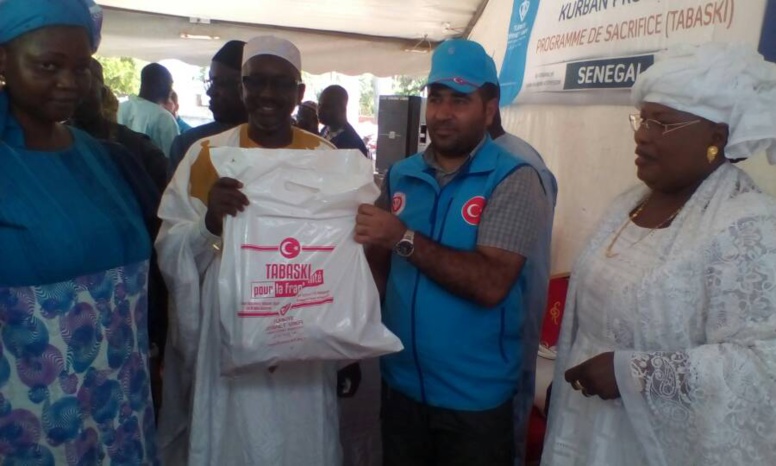 Aide - Tabaski: La Fondation turque Dyanet offre plus d'un milliard aux démunis Aide - Tabaski: La Fondation turque Dyanet offre plus d'un milliard aux démunis