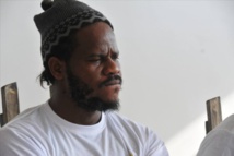 Expulsion de Kémi Séba: Thiat de "Y'en a marre" arrêté Expulsion de Kémi Séba: Thiat de "Y'en a marre" arrêté