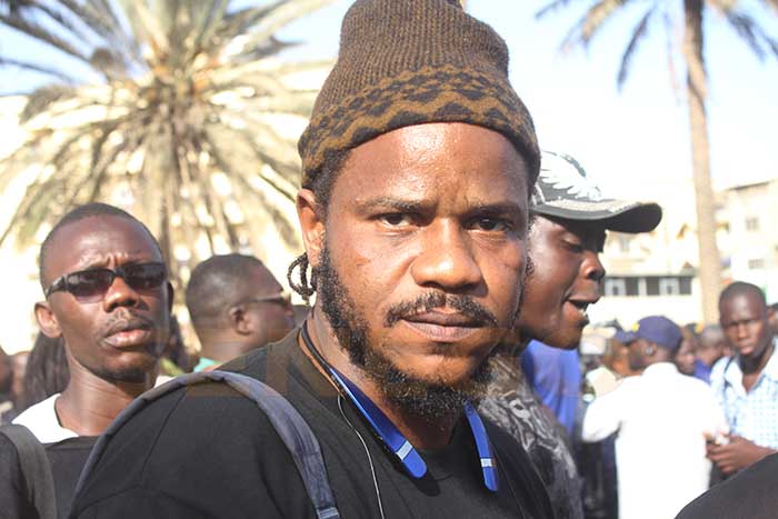 « Nous ramènerons Kémi au Sénégal », Thiat de "Y’en a marre"